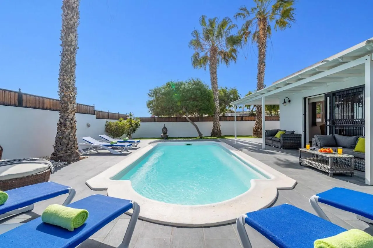 Villa Leona Carmen By Villa Plus Puerto del Carmen  Spain